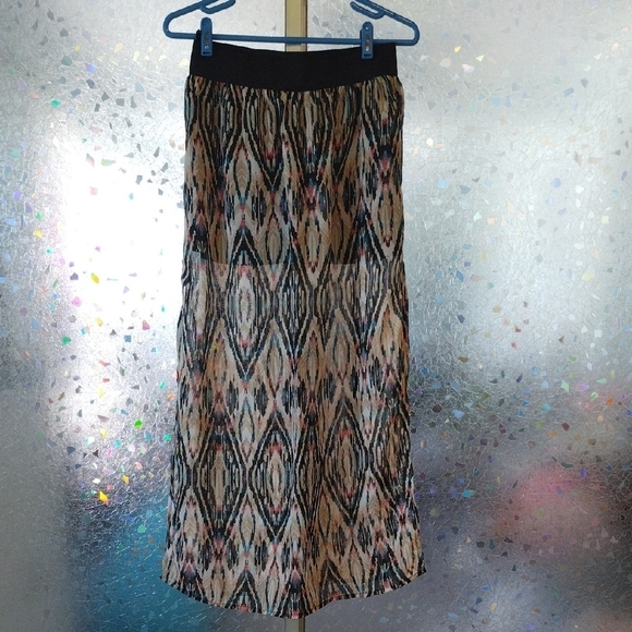 Brown and Cream Pleated Midi Skirt for Cocktail Events - Picture 1 of 13